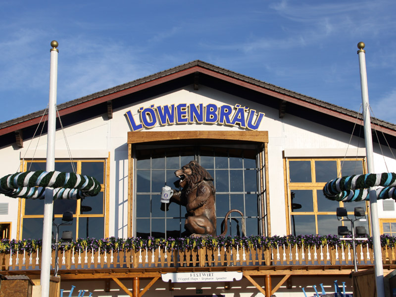 Löwenbräu-Festzelt (Foto: Nina Eichinger)